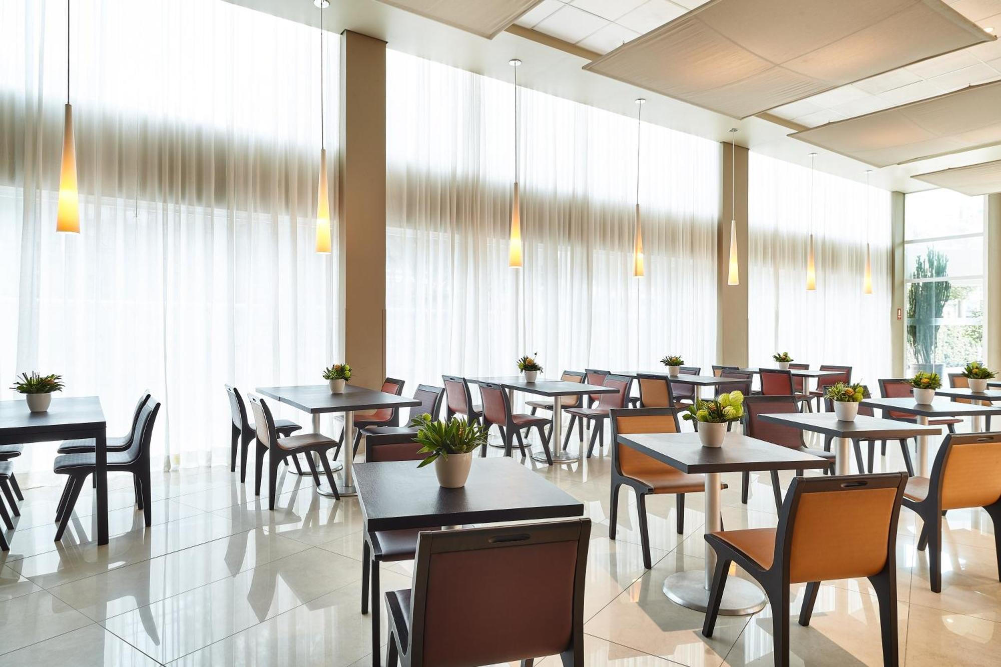Sheraton 4*